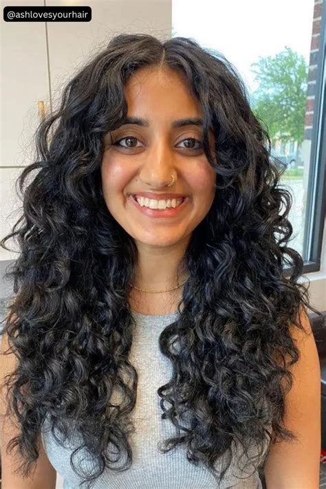 40 Long Curly Hairstyles You Ll Want To Try In 2025 Long Curly 40 Long Curly Hairstyles You Ll Want To Try In 2025 Long Curly