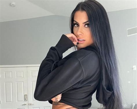 Brandi Andrews Brandi Andrews