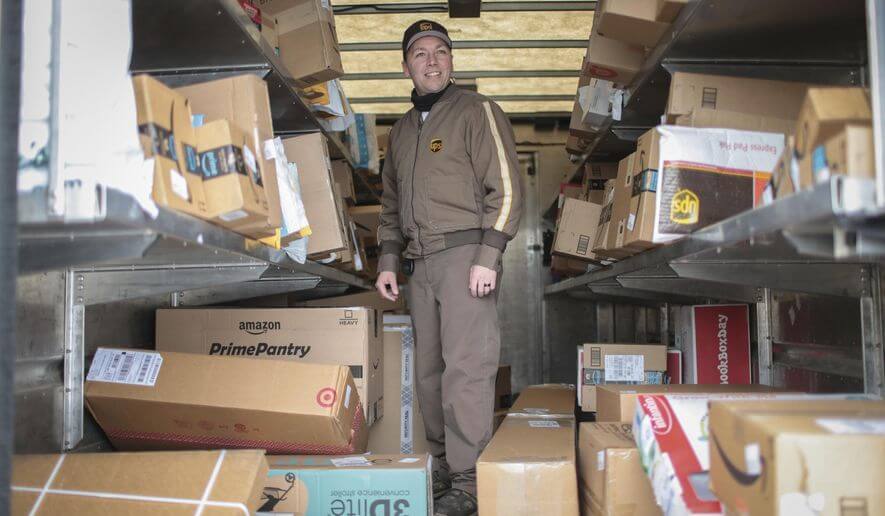 Do Ups Hire Convicted Felons
