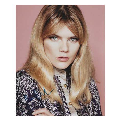 Emma Greenwell Autograph Emma Greenwell Autograph