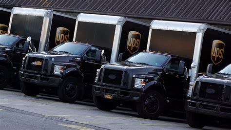 How Much Do Ups Drivers Make Per Year