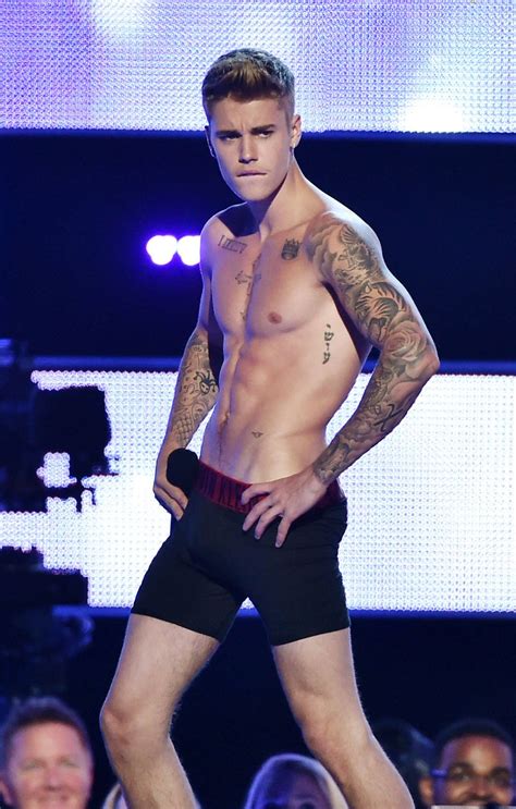 Justin Bieber Is Nude