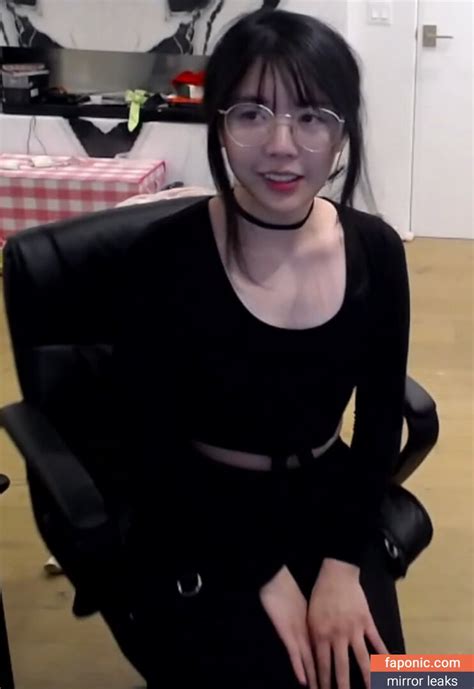 Lilypichu Nude Lilypichu Nude