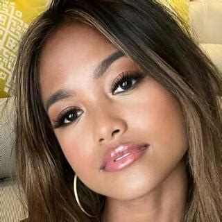 Maeurnsmiles Onlyfans
