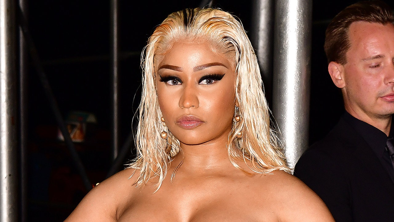 Nicki Minaj Posts X Rated Topless Instagram Photo Fox News Nicki Minaj Posts X Rated Topless Instagram Photo Fox News