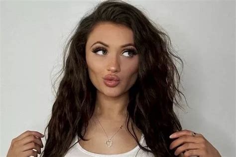 Onlyfans Model Doesn Amp 39 T Care People Call Her Bobfoc As She Makes 40K A Onlyfans Model Doesn Amp 39 T Care People Call Her Bobfoc As She Makes 40K A