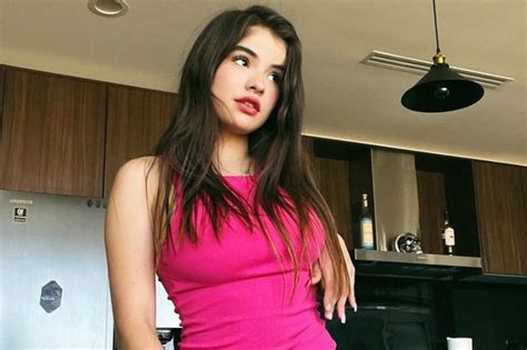 Onlyfans Model Was Harassed Over Pics Aged 13 After Boyfriend Leaked Onlyfans Model Was Harassed Over Pics Aged 13 After Boyfriend Leaked