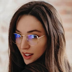 Orenda Asmr Girlfriend Needs You To Comfort Her Random Facts About Orenda Asmr Girlfriend Needs You To Comfort Her Random Facts About