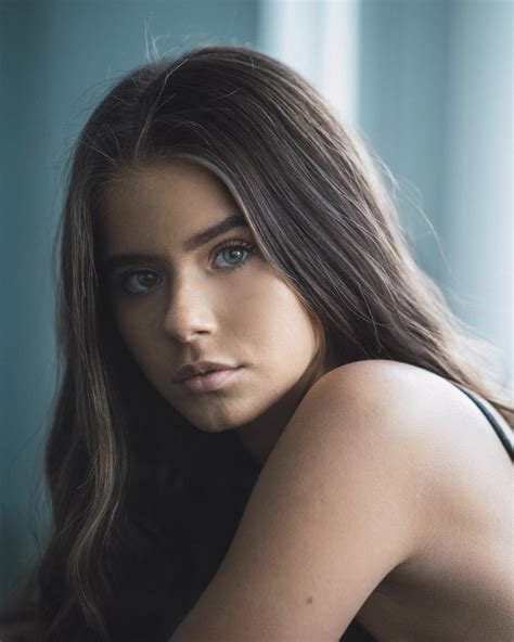 Picture Of Emily Levy Picture Of Emily Levy