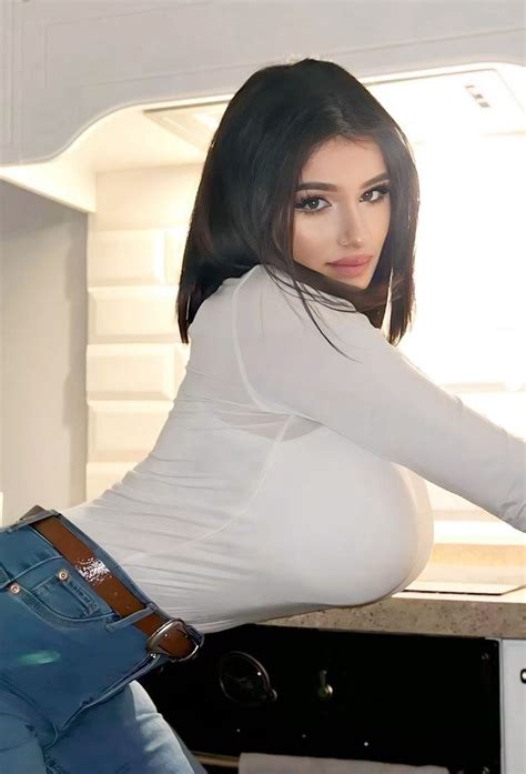 Pin By Cheeqoo On Best Pinterest Picture In 2024 Beautiful Curvy Pin By Cheeqoo On Best Pinterest Picture In 2024 Beautiful Curvy