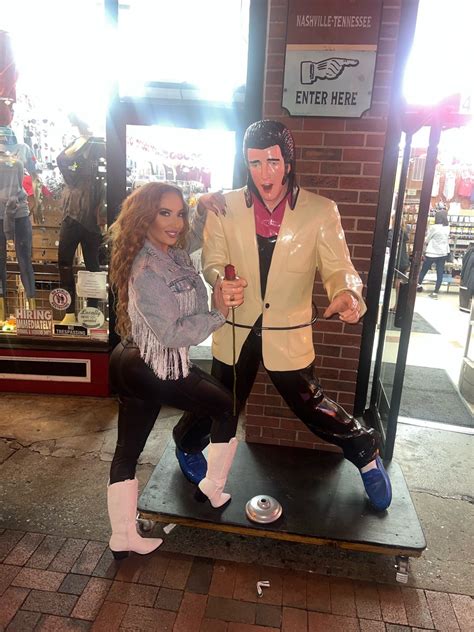 Richelle Ryan On Twitter Nashville Is Such A Vibe I Love This City Richelle Ryan On Twitter Nashville Is Such A Vibe I Love This City