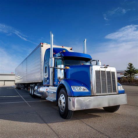 Shipping With Dry Van Trailers What Is Dry Van Trucking Shipping With Dry Van Trailers What Is Dry Van Trucking