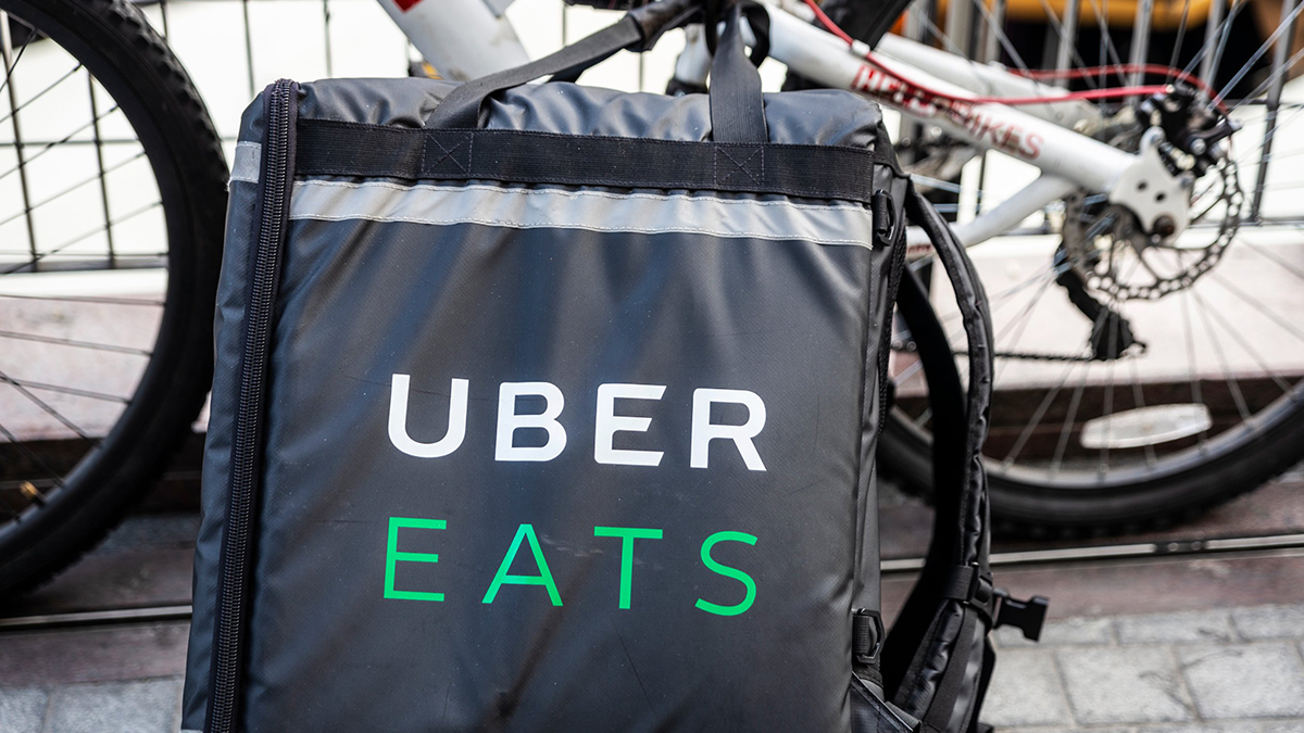 Uber Eats Couriers Upbeat About Earnings Increase Itweb Uber Eats Couriers Upbeat About Earnings Increase Itweb