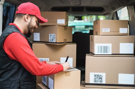 What Is Delivery Courier